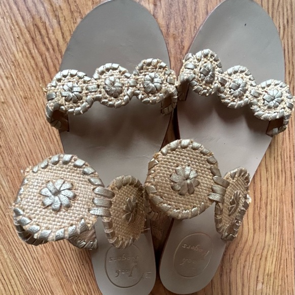 Never worn, Jack Rogers gold and cream linen Lauren sandal! - Picture 3 of 5